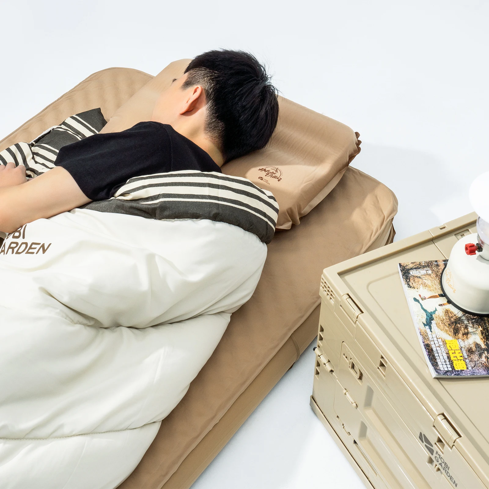 MOBI GARDEN Upgraded Portable  - مراجعة Camp Pillow Compressible وسعره