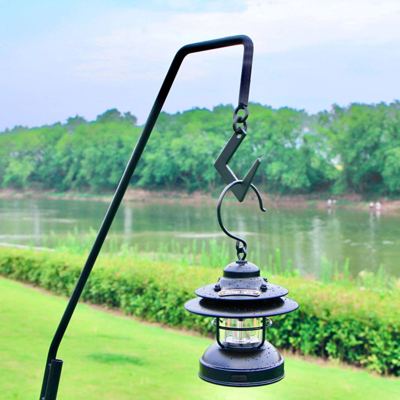 Camping Lantern Stand Easy to  - مراجعة Outdoor Camping Gear وسعره
